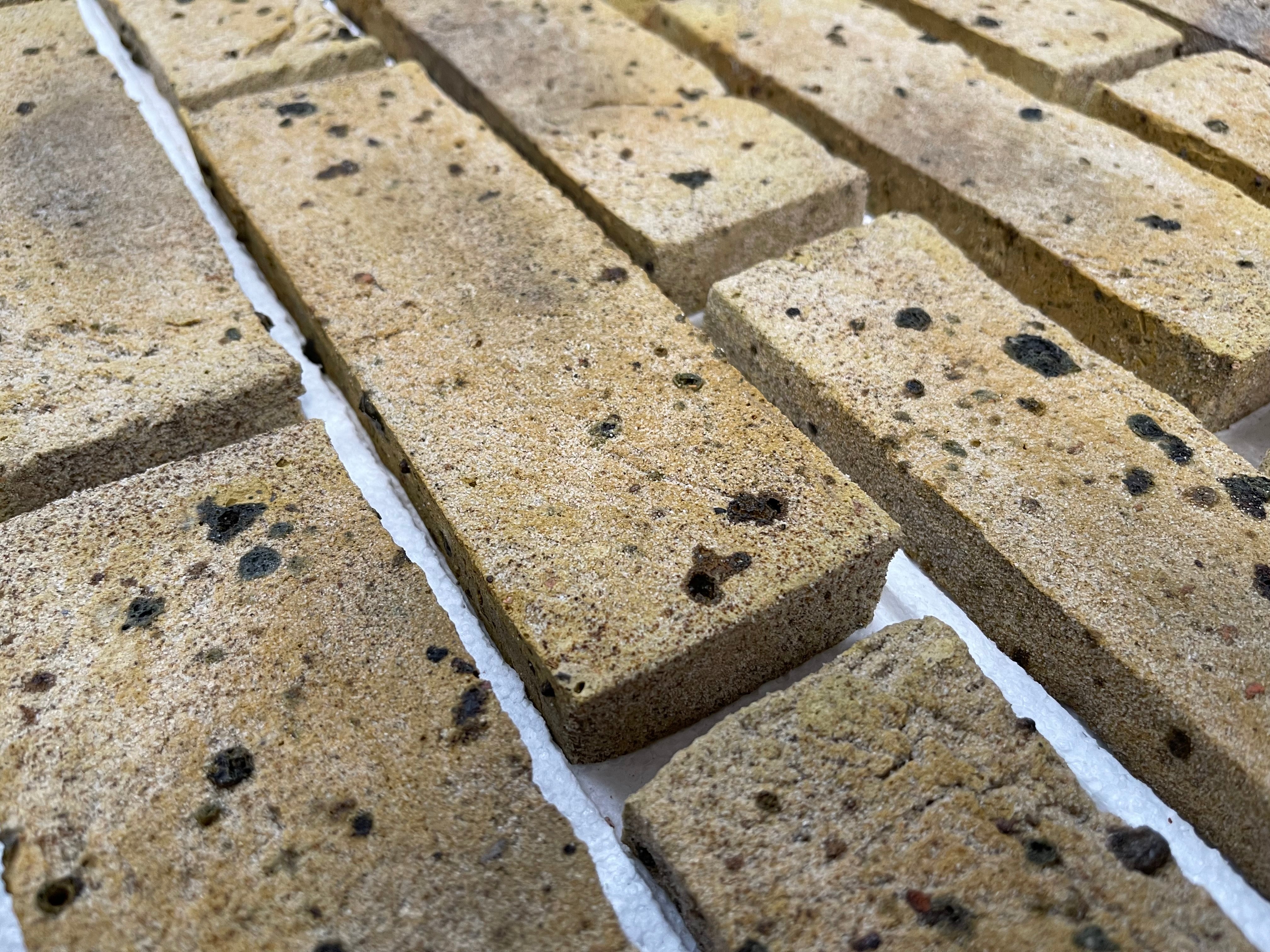 Light London Stock - Sample